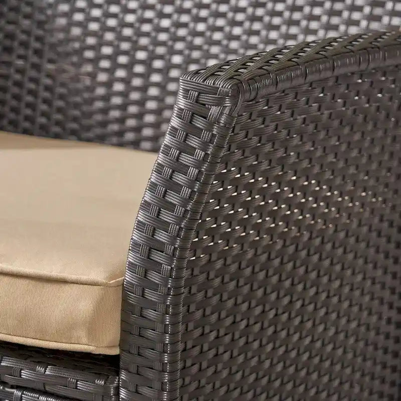 Ensemble de conversation en osier 7 places pour l'extérieur Sainte-Lucie par Christopher Knight Home