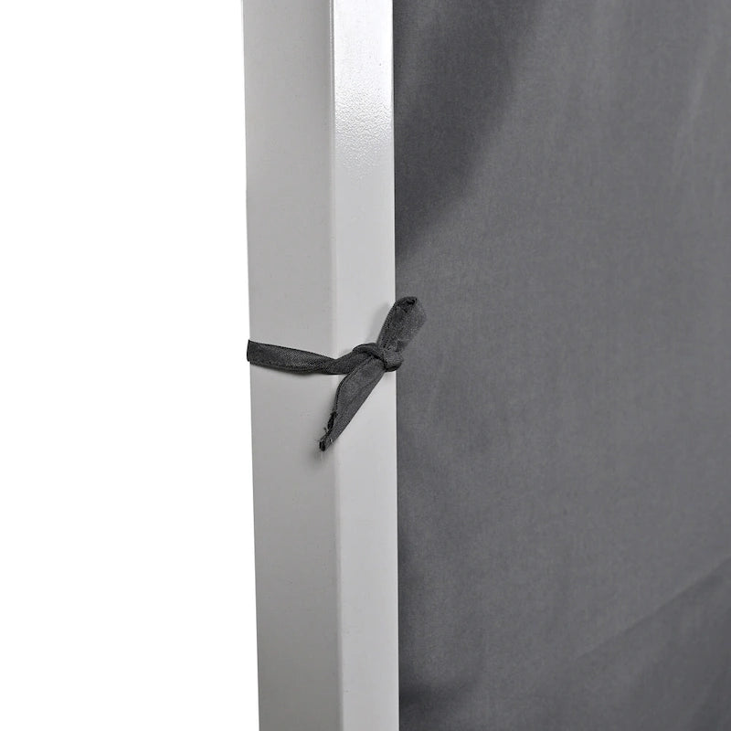 Bain de soleil d'extérieur avec coussins